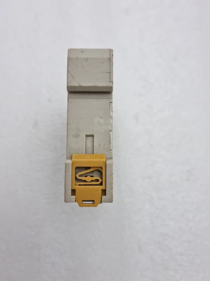 Omron H3DE-M2 Timer 24-230VAC/DC H3DEM2 (USED)